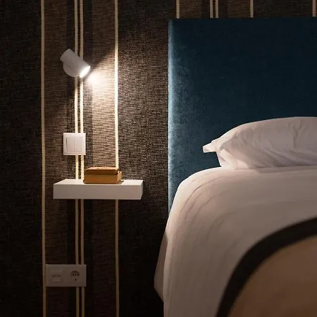 Apartment Wanderlust, By Bolhao Residences Porto